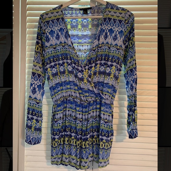 Patterned Romper - Picture 2 of 2